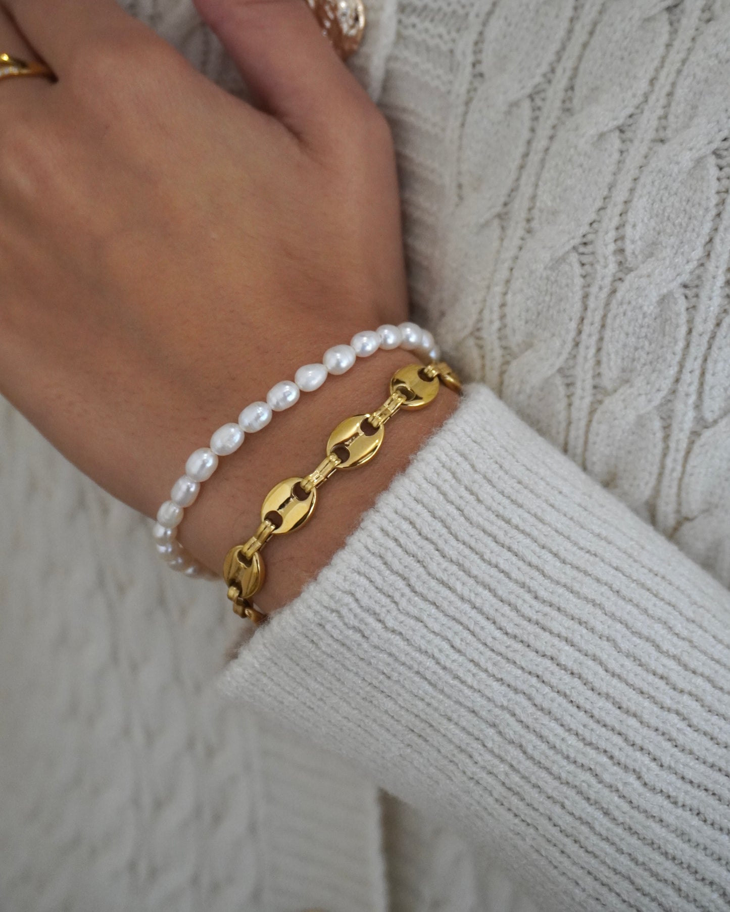 Armband mit Struktur Gold