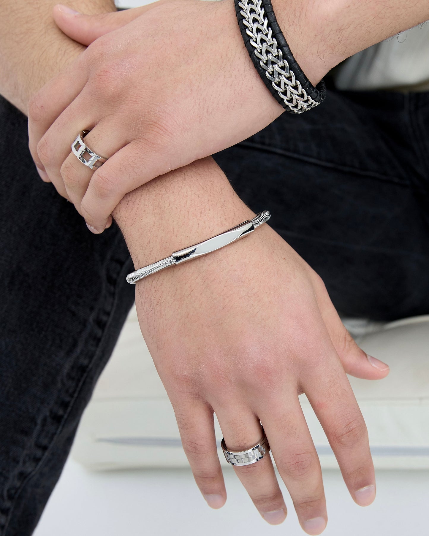 Elegantes Armband/Armreif für Herren