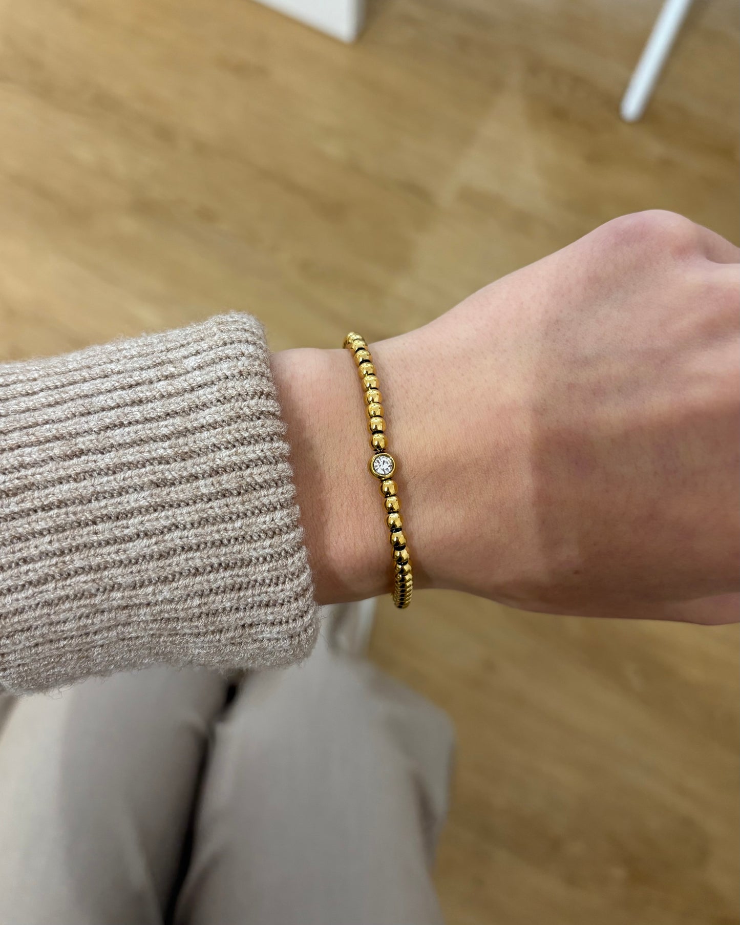 Kugel Armband mit Stein