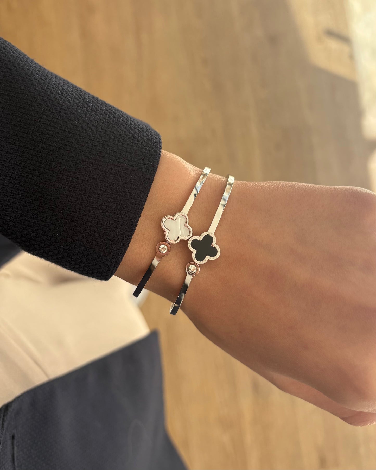 Armreif Silber Klee mit schwarz