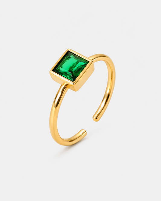 Virella Ring – Vergoldeter Edelstahl-Ring mit grünem Kristall
