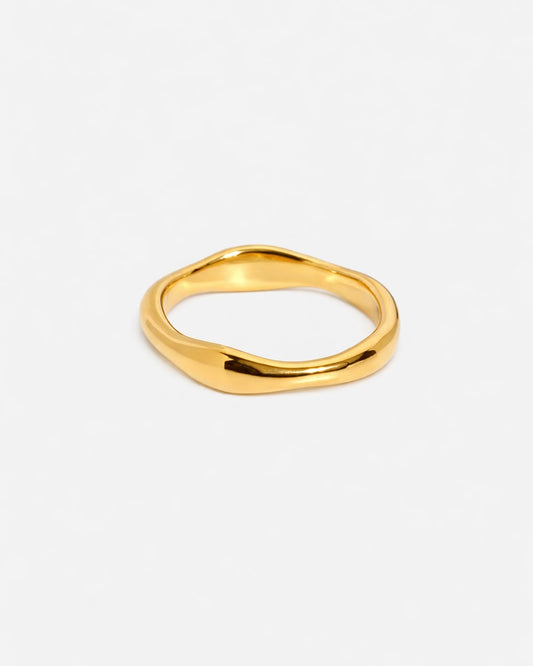 Fluid Gold Ring Basic