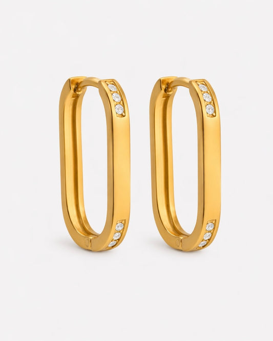 So Ohrringe mit kleinen Steinen Gold