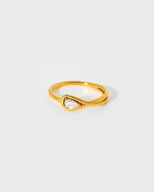 Stone wella Ring