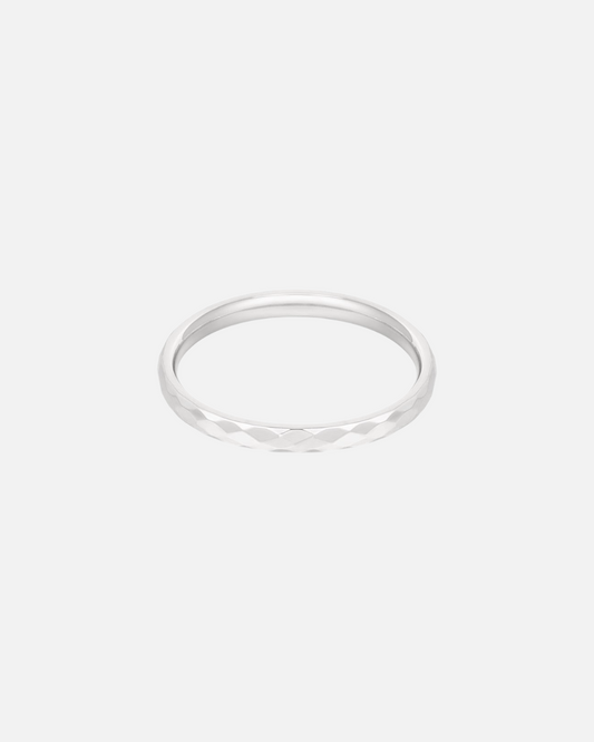 Ring mit Diamantmuster
