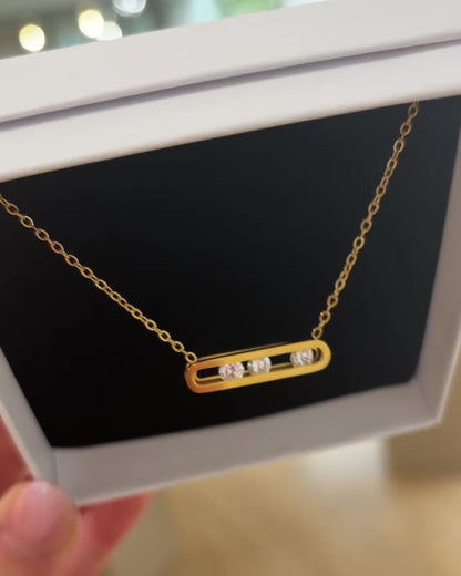 Elegante Kette mit beweglichen Steinen